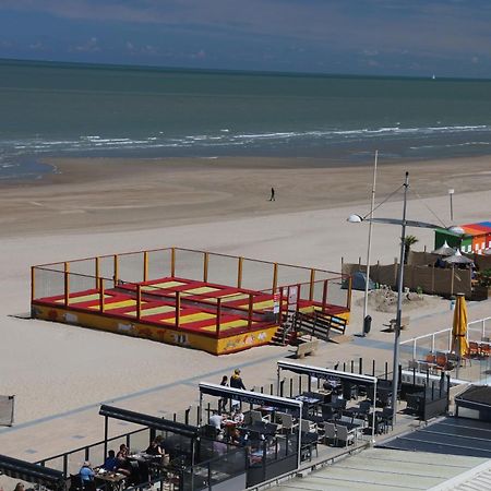 Grande Chambre Dans Loft A Deux Pas De La Plage Dunkirk Dış mekan fotoğraf