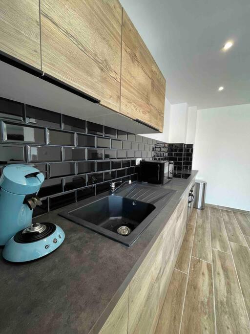 Grande Chambre Dans Loft A Deux Pas De La Plage Dunkirk Dış mekan fotoğraf