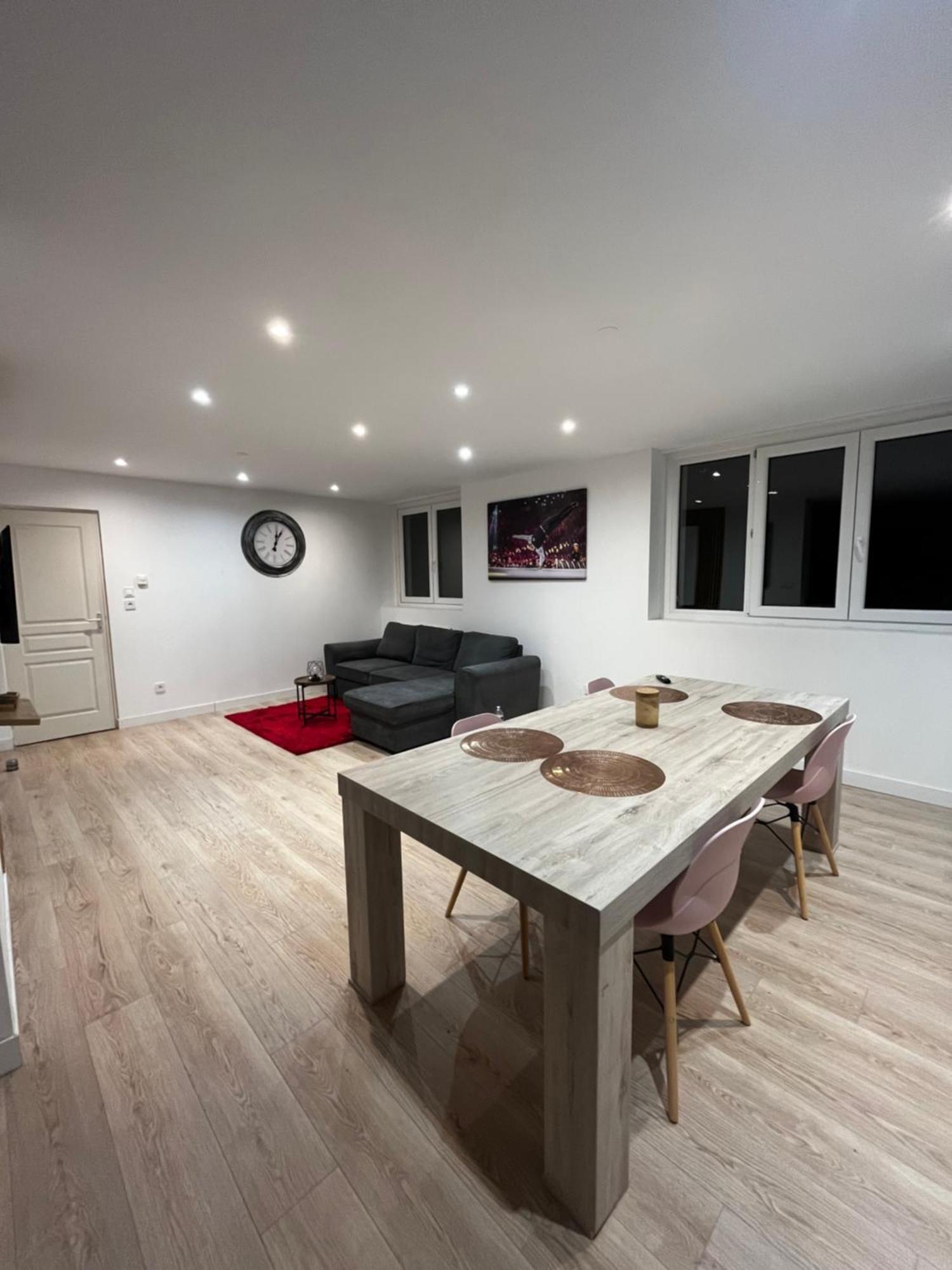 Grande Chambre Dans Loft A Deux Pas De La Plage Dunkirk Dış mekan fotoğraf